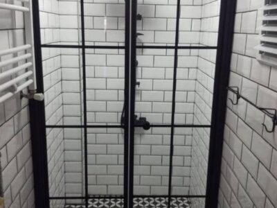 Karamürsel Akordiyon Duşakabin